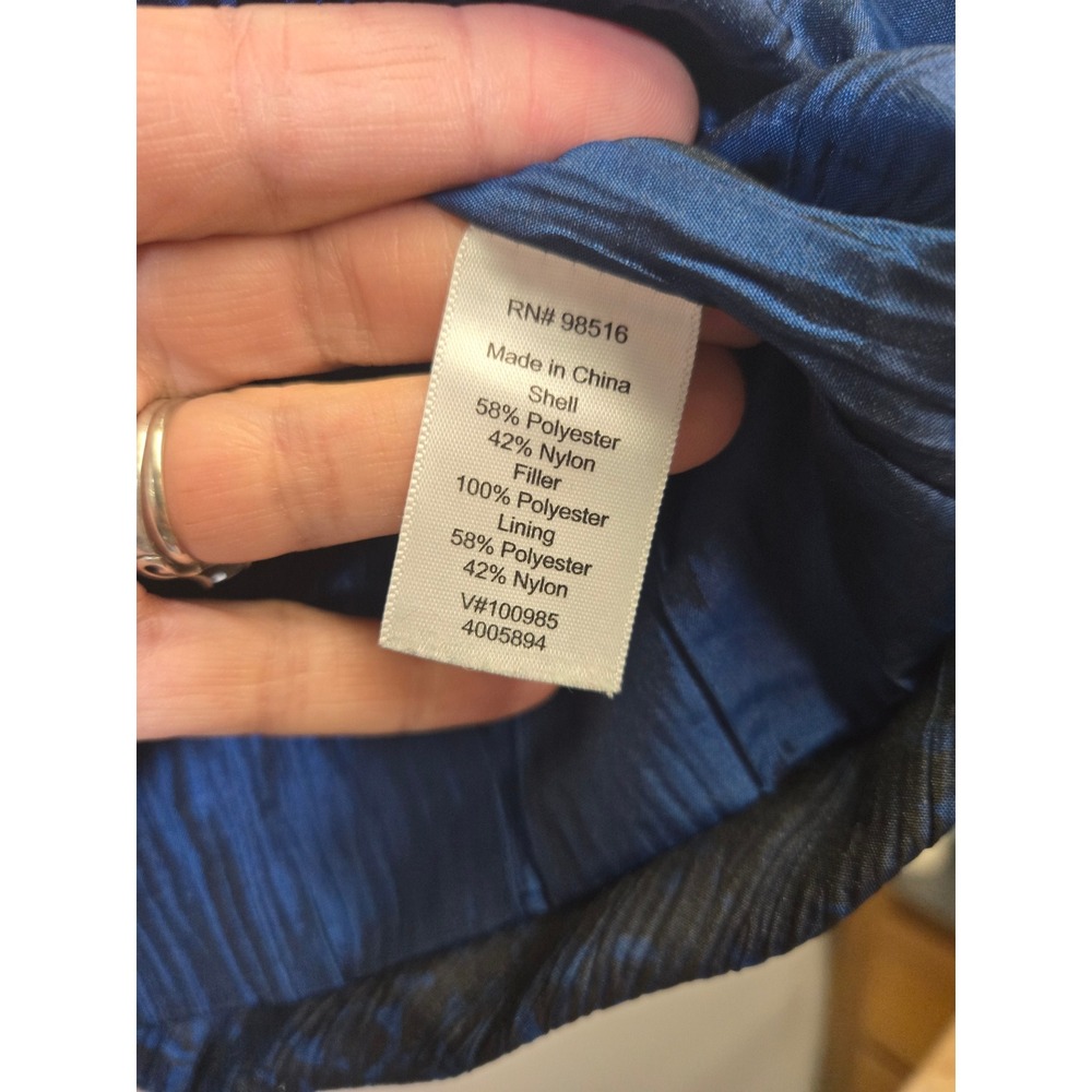 Coldwater Creek Blue Black Abstract Quilted Cinched Waist Puffer Vest Large - Picture 4 of 6